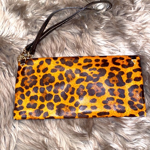 Designer Clutch - Picture 6 of 9